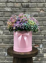 Цветочная композиция из Гипсофила и Розы в шляпной коробке в Танцырее