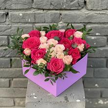 Цветочная композиция из Розы в коробке в Танцырее