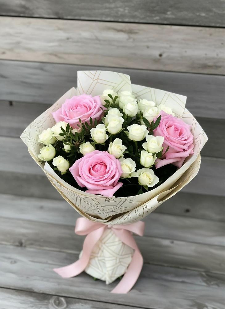 Букет цветов из: Розы в Танцырее