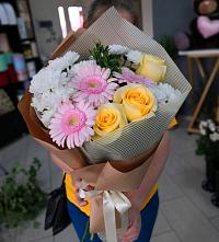 Букет цветов из:  Герберы, Розы и Хризантемы в Танцырее