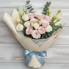 Букет цветов из:  Лизиантусы в Танцырее