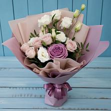 Букет цветов из:  Розы и Лизиантусы в Танцырее