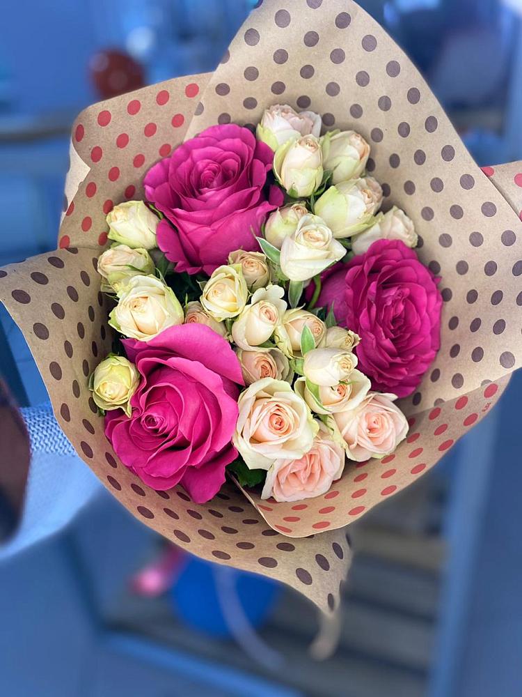 Букет цветов из: Розы в Танцырее