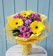 Букет цветов из:  Хризантемы и Герберы в Танцырее