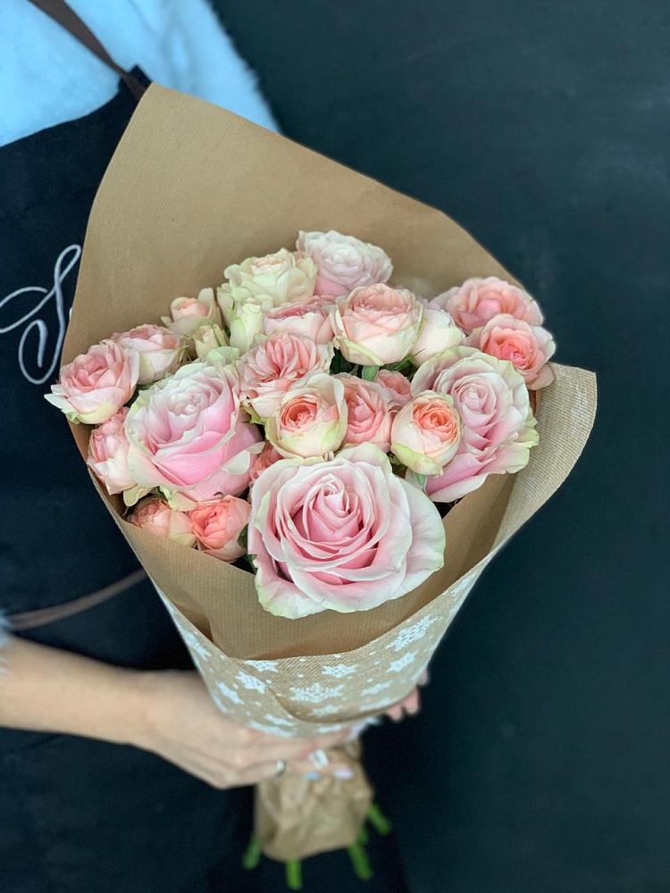 Букет цветов из: Хризантемы и Розы в Танцырее