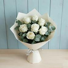 Букет Белые розы в Эвкалипте в Танцырее