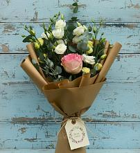 Букет цветов из:  Розы и Лизиантусы в Танцырее